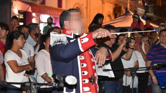 La otra cara del director de orquesta de una banda militar: denunciado por abuso y maltrato