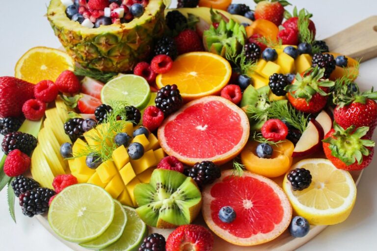 Una médica oncológica reveló cuál es la fruta que no consume para evitar el cáncer de mama