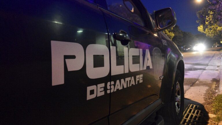 Rosario: murió un hombre en situación de calle tras ser prendido fuego