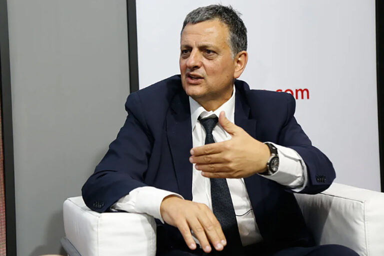 YPF sólo estará en Vaca Muerta