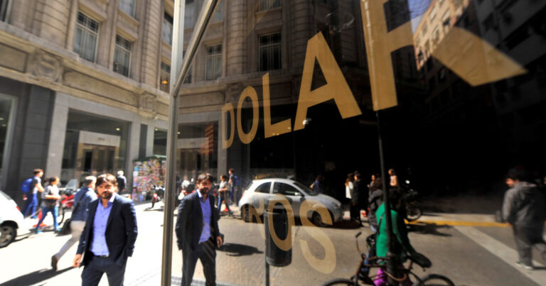 Dólar tarjeta hoy: a cuánto cotiza este lunes 07 de abril