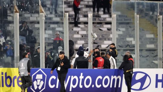 Tragedia en Chile: hubo graves incidentes y murieron dos hinchas de Colo Colo