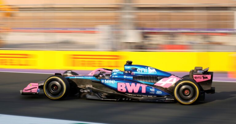 A qué hora gira la F1 en Arabia Saudita y cómo ver en vivo la práctica y la clasificación