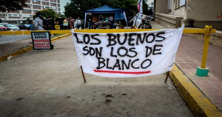 Córdoba. El hospital Rawson al frente de la lucha contra los despidos
