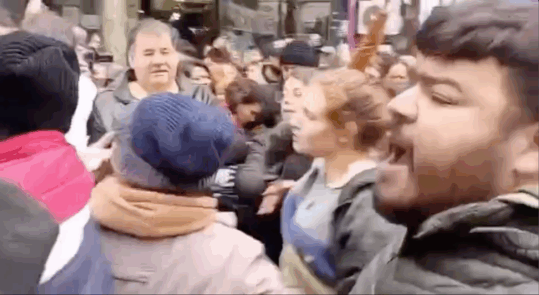 Increparon a Karina Milei y Martín Menem durante una recorrida de campaña por Misiones