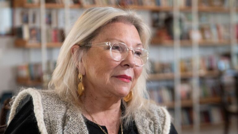 Elisa Carrió acusó al Gobierno de Milei de «abandono deliberado» del Hospital Garrahan