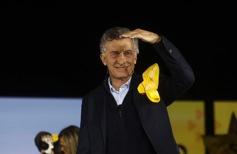 Macri aún no denunció el video fake que complica a los trolls de Santiago Caputo