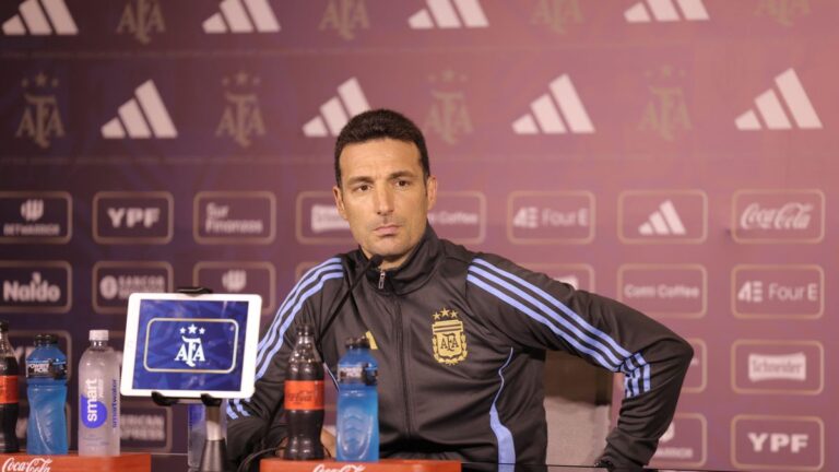 Los 11 de Lionel Scaloni para visitar a Chile por las Eliminatorias