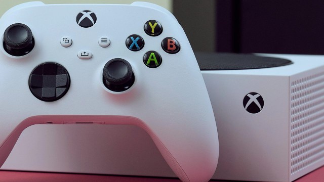 Este comparativo de precios confirma si conviene traerse una consola Xbox por Amazon