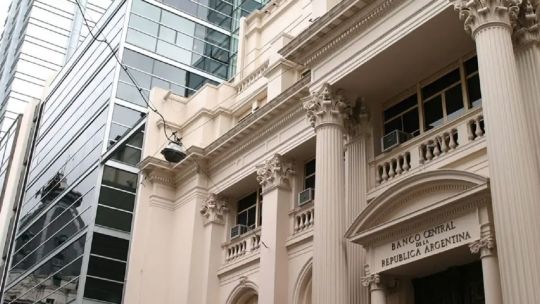 El Banco Central cerró un préstamo con bancos extranjeros por USD 2000 millones