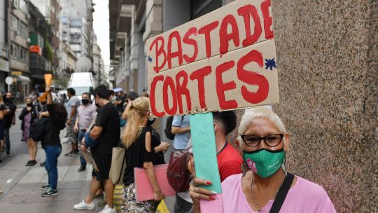 Edesur y Edenor deberán pagar multas millonarias por los cortes de energía