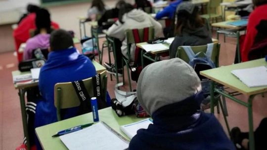 Córdoba: por la ola de frío este lunes a la mañana no se computan las faltas en las escuelas