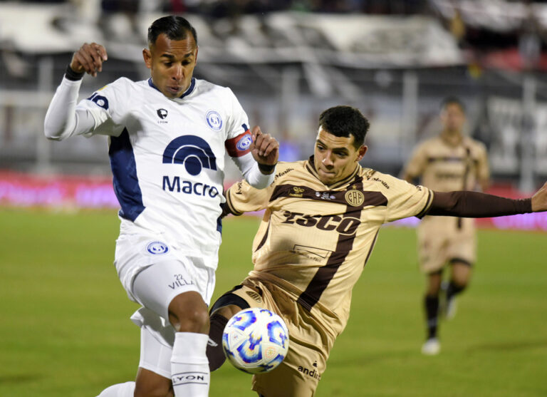 El campeón volvió diferente: Platense, eliminado de Copa Argentina
