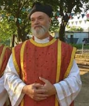 Abuso a menores. Dejan sin efecto el juicio previsto contra el sacerdote Sidders en La Plata