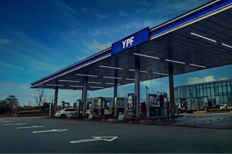 Desde este domingo, YPF actualiza sus combustibles en todo el país