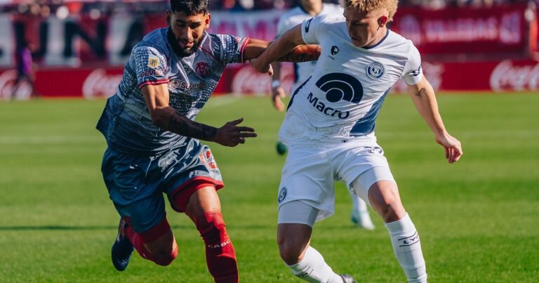 Independiente Rivadavia fue un invitado de fútbol y goles a la fiesta de Barracas Central en su nuevo estadio