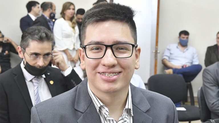 Salta: ordenaron secuestrarle el celular a Pablo López, el concejal libertario denunciado por extorsión sexual