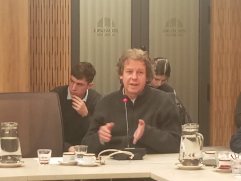 Christian Castillo: Hay que tomar medidas urgentes contra la usura de bancos y billeteras virtuales