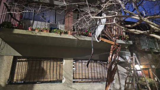Fuga de gas en un edificio del barrio porteño de Agronomía: explosión y al menos 6 heridos