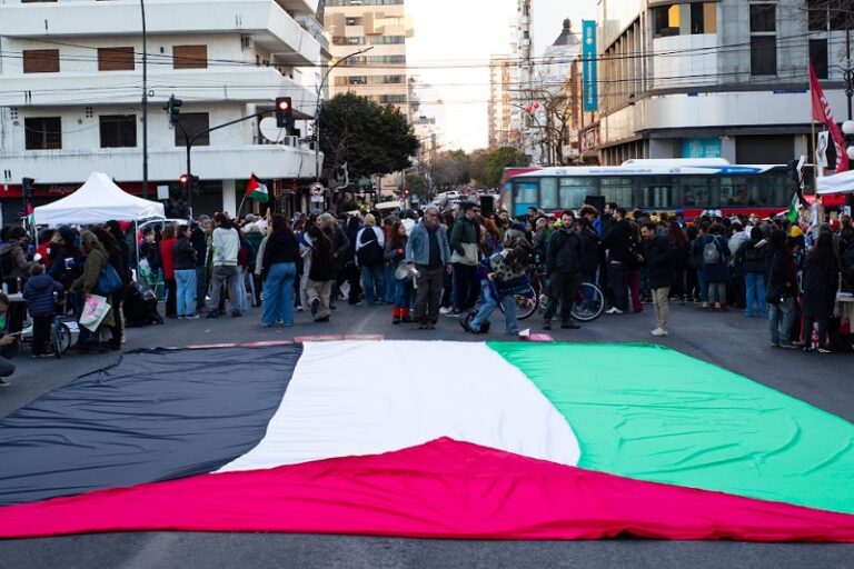 Gran acción en La Plata contra el genocidio en Gaza