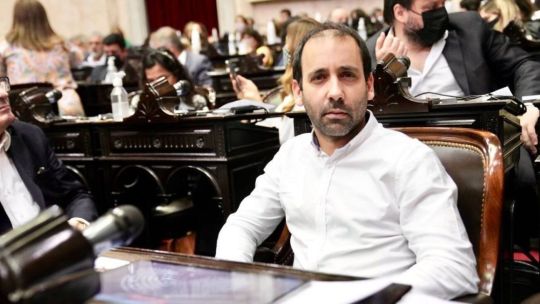 Itai Hagman encabeza la lista del PJ en la Ciudad: la apuesta para contener a Grabois y unificar el voto porteño