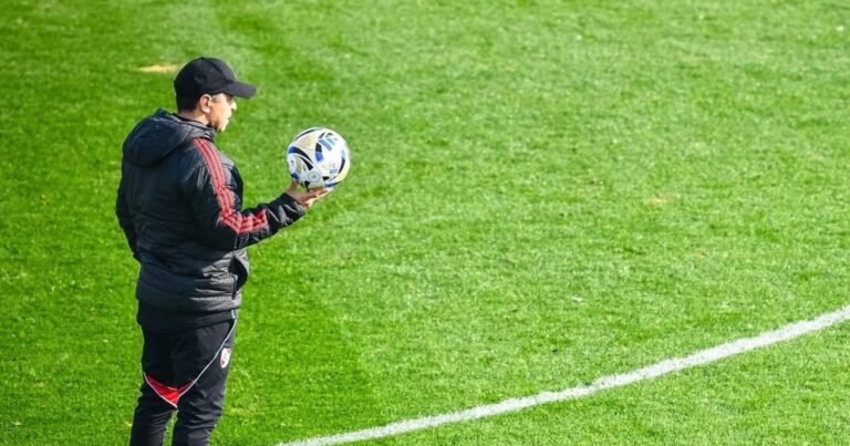 La lista de River para recibir a San Martín (SJ) con dos ausencias muy pesadas y un regreso