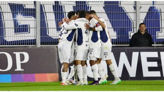 Independiente Rivadavia derrotó 3-1 a Tigre y se convirtió en el primer semifinalista de la Copa Argentina