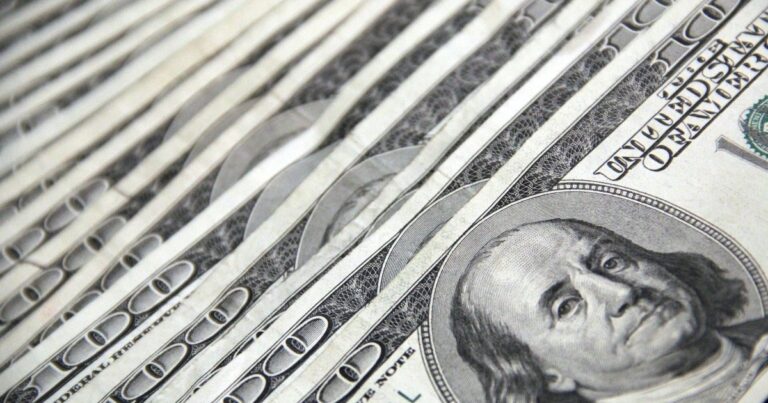 Dólar hoy y dólar blue, EN VIVO: a cuánto cotiza el oficial y cuál es el precio del paralelo este viernes 19 de septiembre, minuto a minuto