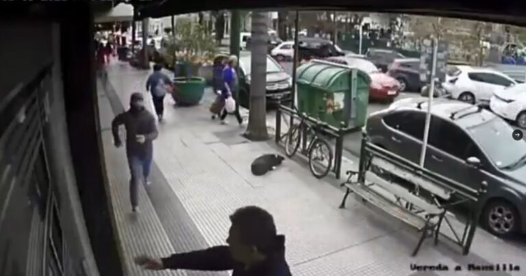 Violento robo en pleno centro de Ituzaingó: a un hombre le sacaron a golpes $ 3.000.000 cuando llegaba a una financiera