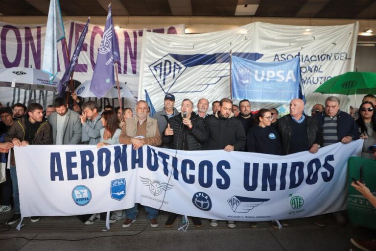 Hoy habrá asambleas en 21 aeropuertos