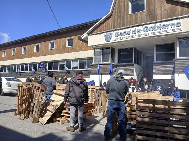Nuevo acampe de ATE frente a Casa de Gobierno