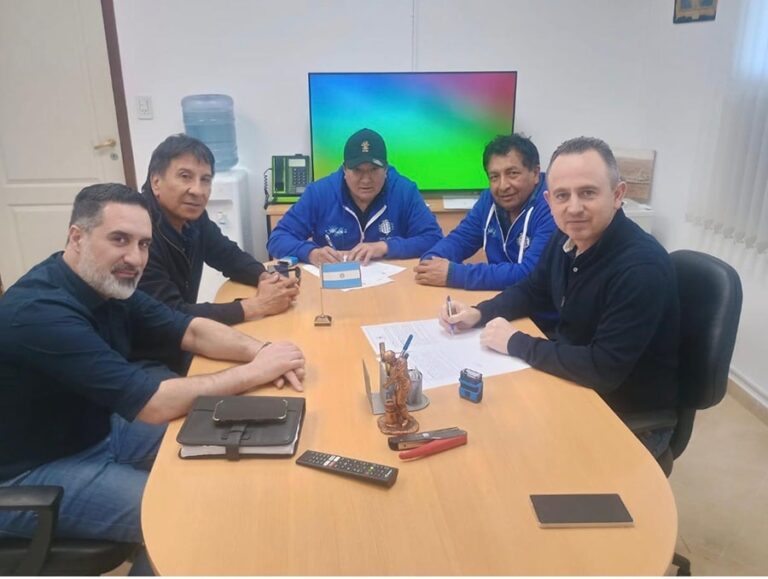 Río Grande acordó con los gremios un aumento salarial