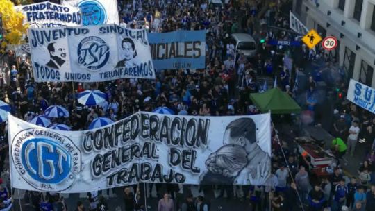 Marcha de la CGT contra la reforma laboral: Todo el mundo se está dando cuenta que atrasa 100 años