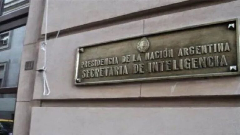 DNU de la SIDE: ONGs aseguran que «pone en riesgo garantías constitucionales» y piden al Congreso que lo rechace