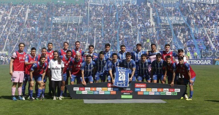 Godoy Cruz vive una crisis sin respuesta: de la teoría de la «maldición» a la apretada de la barra a los jugadores