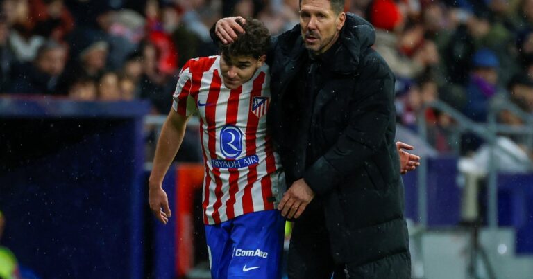 El Cholo Simeone habló del partido 100 de Julián Alvarez en Atlético de Madrid: «Esperemos que pueda seguir muchos años aquí»