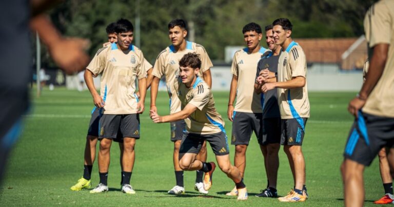 La otra Selección que se prepara para un importante torneo