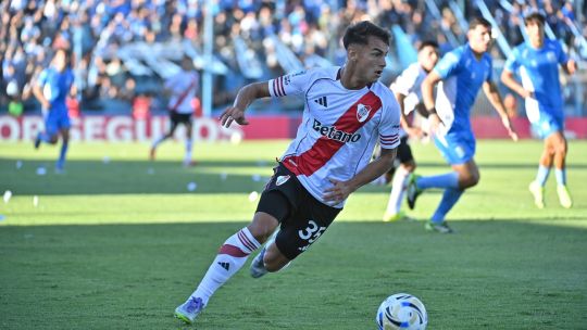 River y Estudiantes de Río IV empatan mientras cae la tarde de Córdoba
