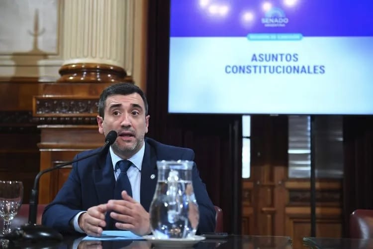 Agustín Coto presidirá Asuntos Constitucionales
