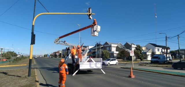 Mapa del tiempo mostrando alerta amarilla por viento en la zona de Tierra del Fuego